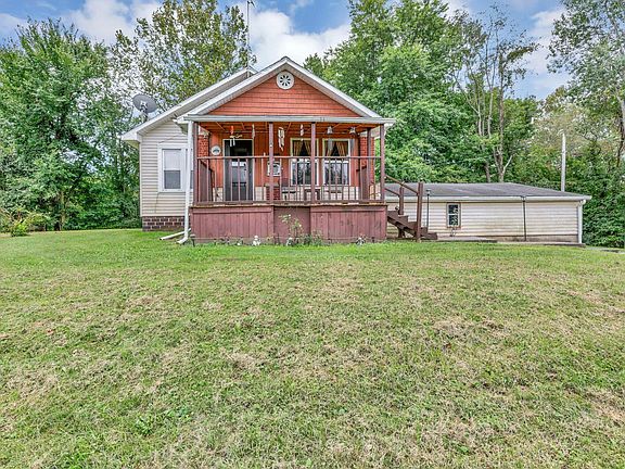 3rd image of 37651 Maysville Greendale Rd