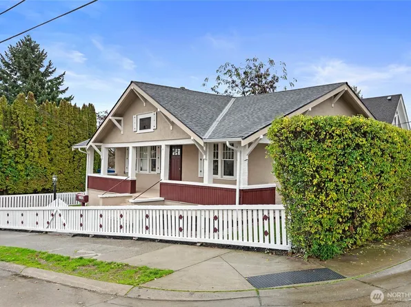 1102 Highland Avenue, Bremerton, WA 98337