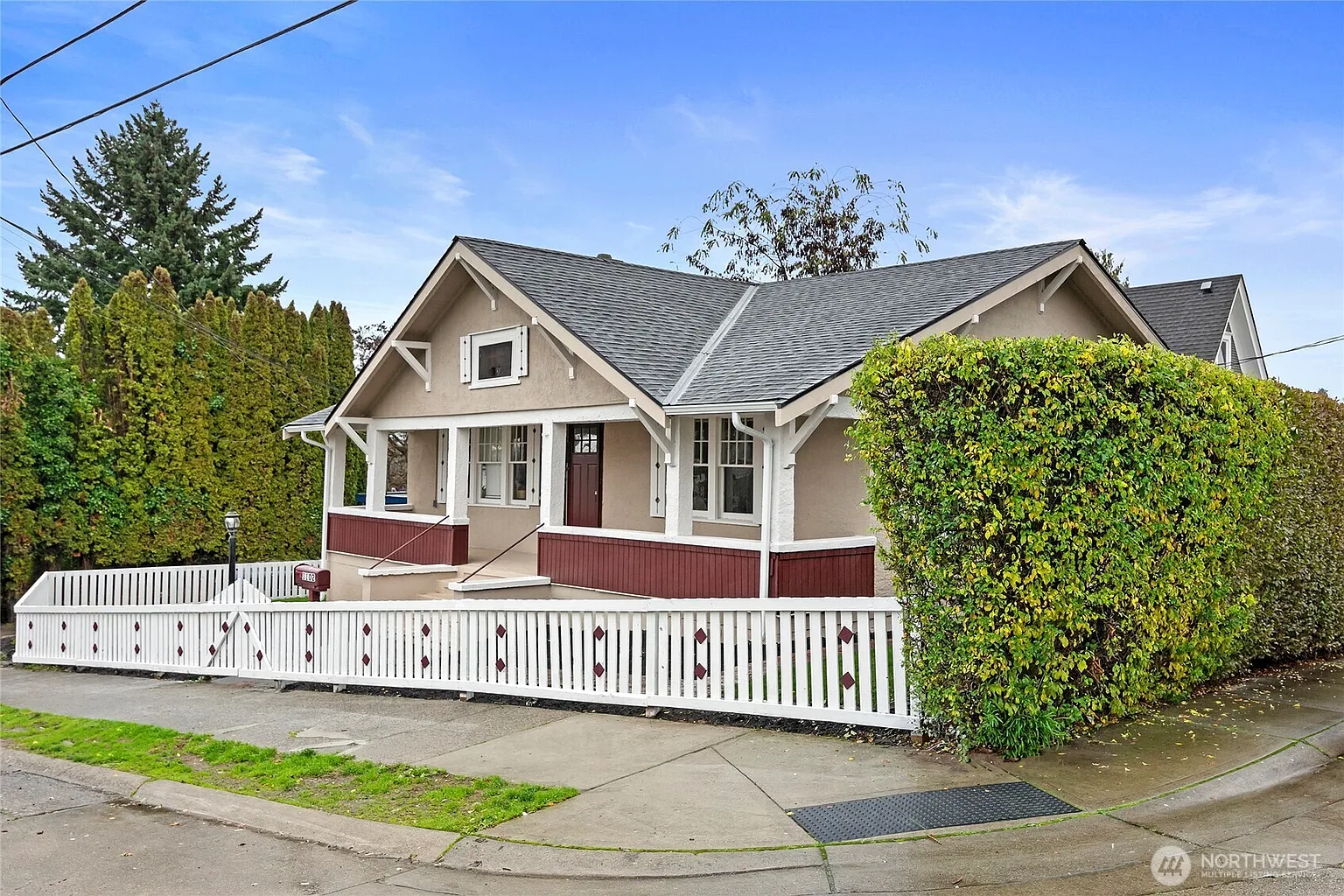 1102 Highland Avenue photo 1