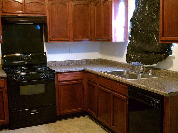 3rd image of 14263 Patriot Point Dr