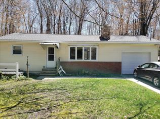 6534 N Arrowhead Dr, Ludington, MI 49431