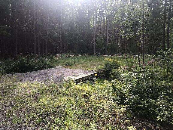 4th image of 114 Stanyon Park Dr