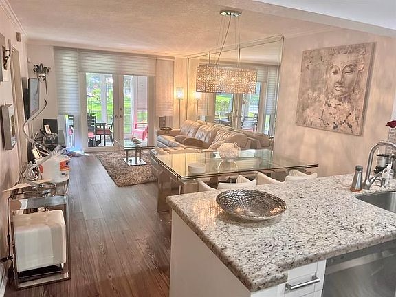 3rd image of 9410 Poinciana Pl APT 103