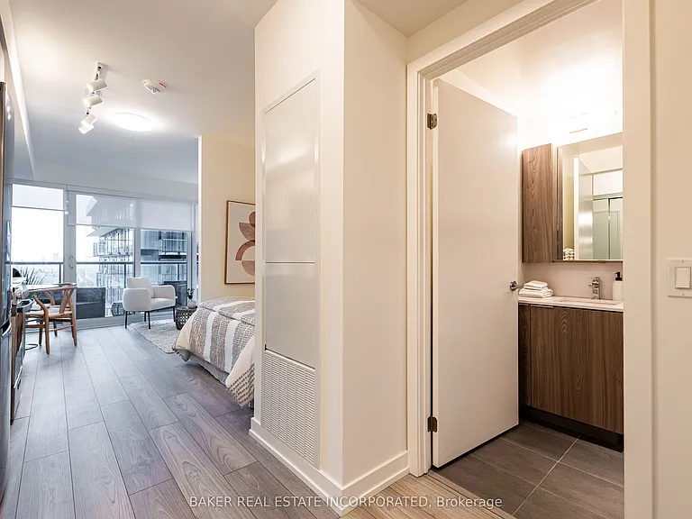 223 Redpath Ave #3312 — Photo 23