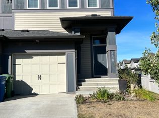 448 Hillcrest Cir SW, Airdrie, AB T4B4B3