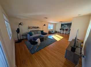 87 Louise Rd #2, Chestnut Hill, MA 02467