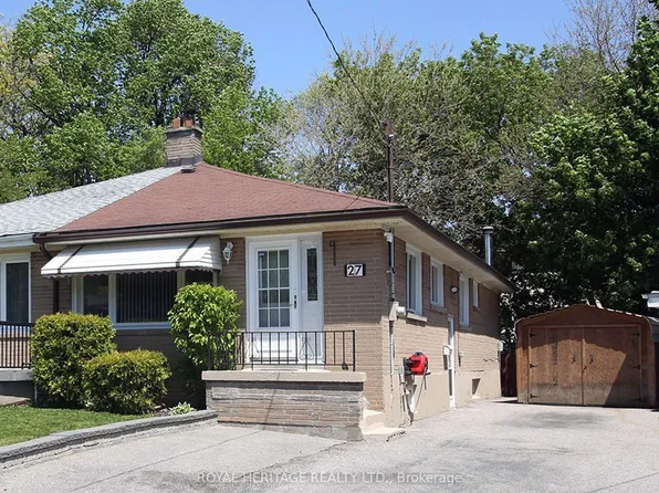 27 Medway Cres, Toronto, ON M1P 3T7