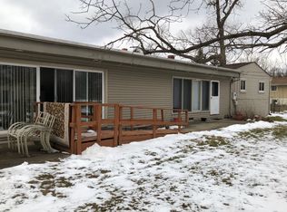 24726 Lakeland St, Farmington Hills, MI 48336