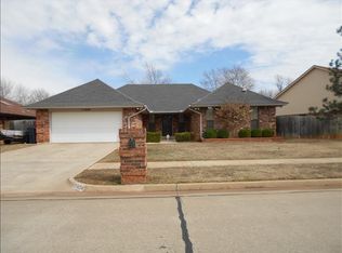 11804 Cedar Valley Dr, Oklahoma City, OK 73170