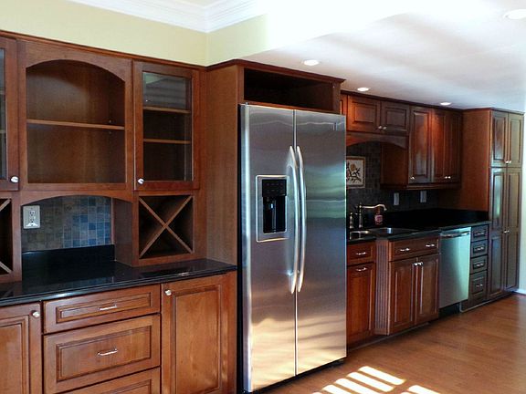 Cherry Kraftmaid Cabinets & Built-ins
