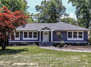 38 Harvey Dr, Summit, NJ 07901