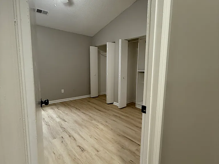 6472 Windsor Gate Ln — Photo 12