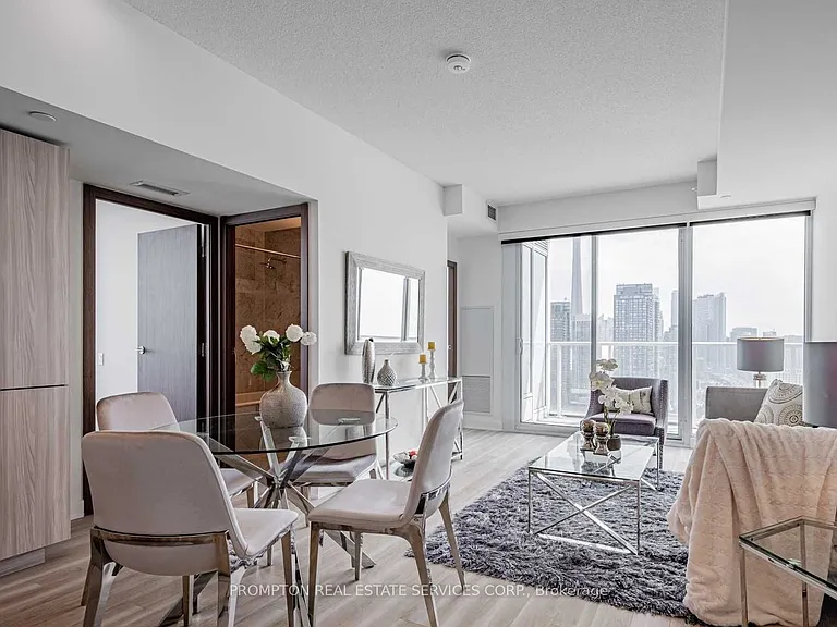 17 Bathurst St #3810 — Photo 2