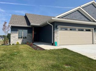 1789-8 Golf Course Blvd, Independence, IA 50644