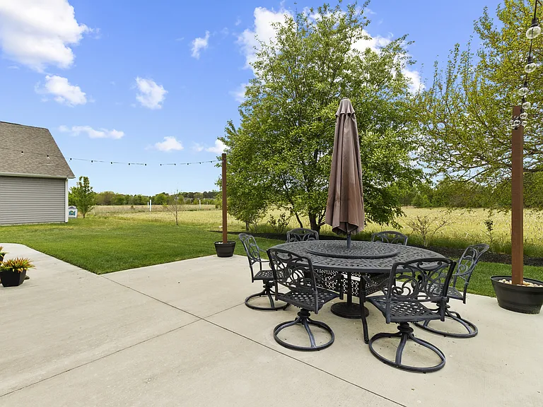 20576 Smithfield Cir — Photo 25