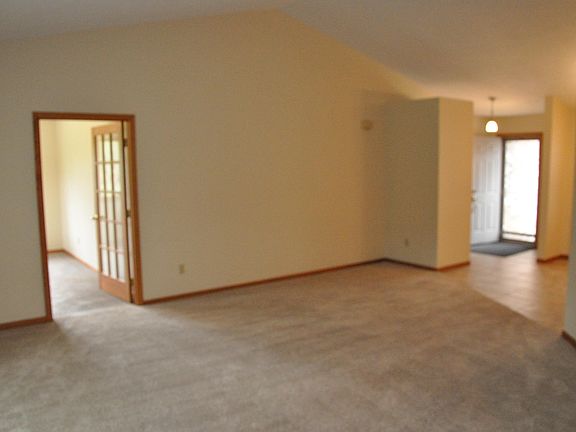 3rd image of 1326 Trail Ridge Cir