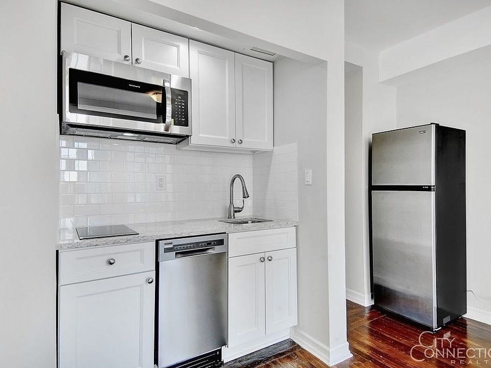 1st image of 312 E 42nd St #1511