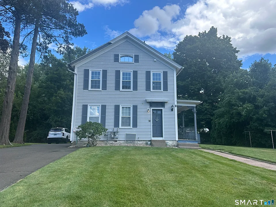 14 Pleasant St #2