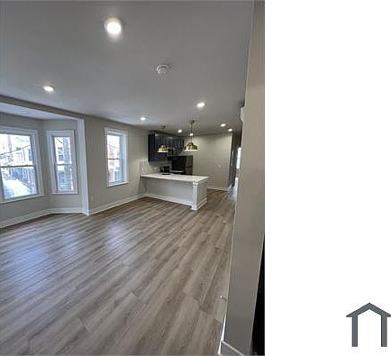 4th image of 59 W Sharpnack St APT 2