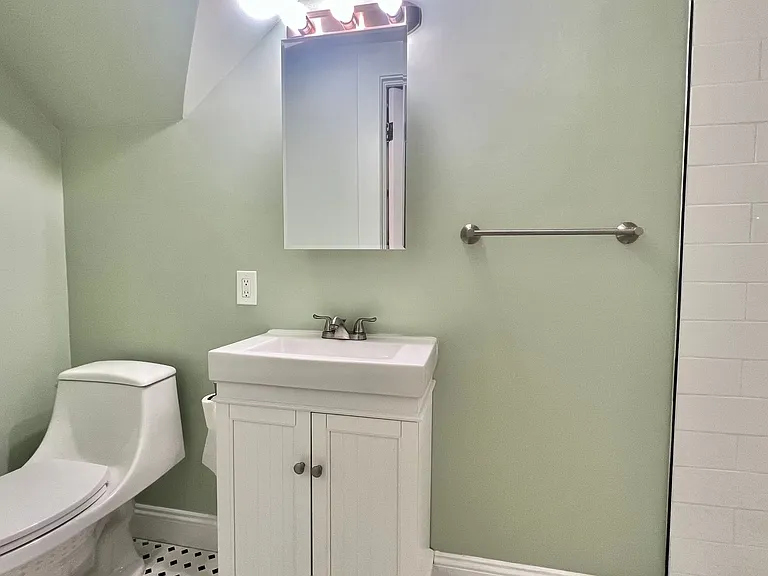 placement-1423Central — Photo 39