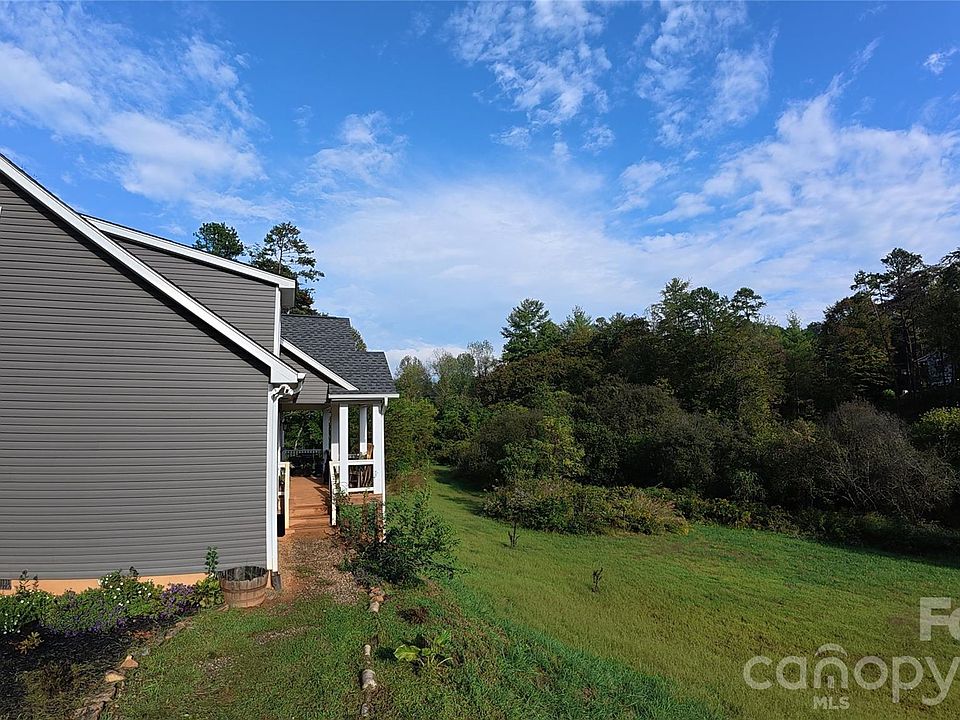 1st image of 19 Higgins Rd