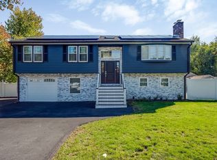 17 W Fountain St, Milford, MA 01757