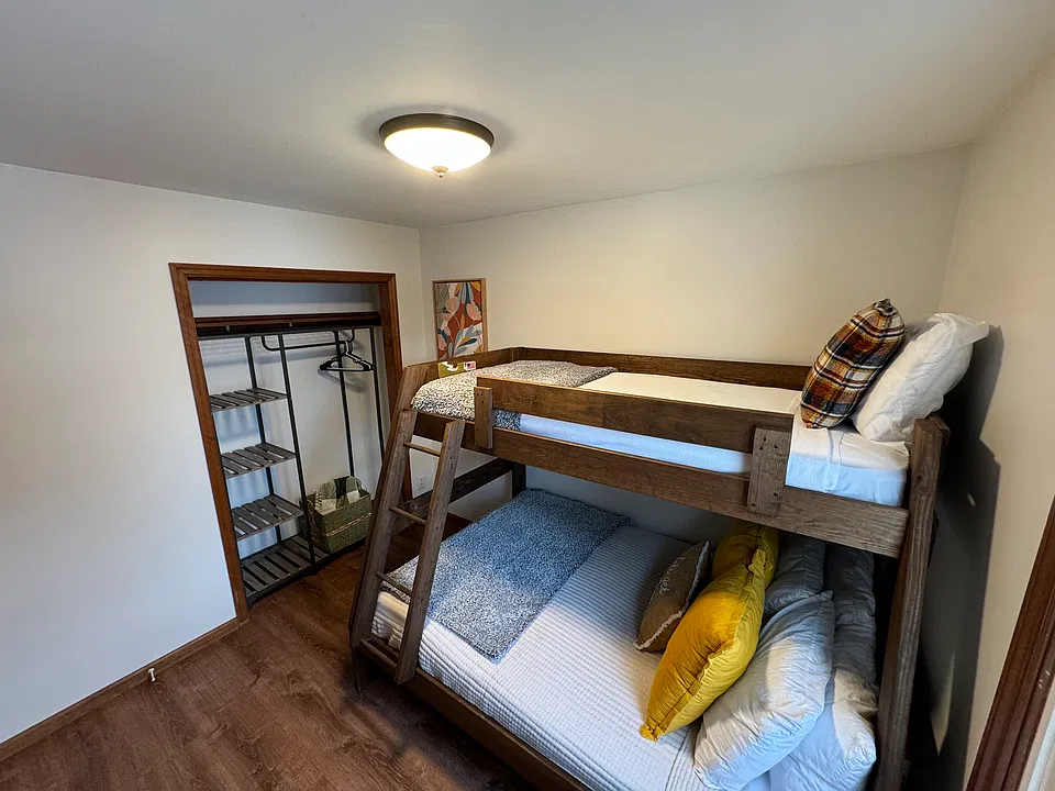 137 Daniels Rd