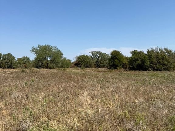 3rd image of LOT 28 Fm 1810