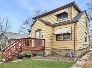 15743 Fisk St, Harvey, IL 60426