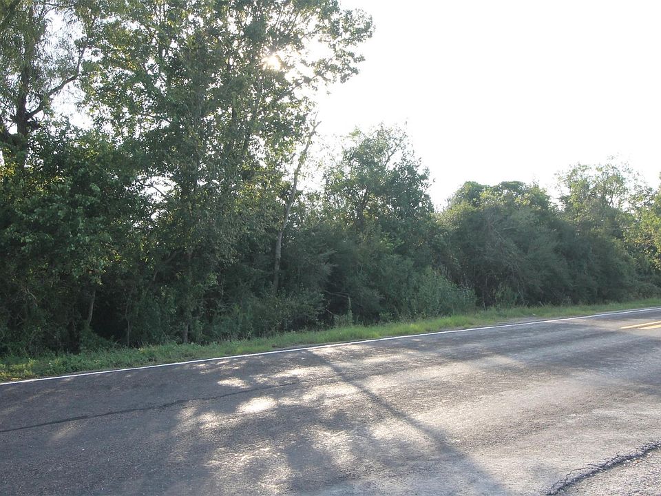 2nd image of 4043 Fm 2830 Rd N