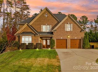 4018 Halyard Dr, Denver, NC 28037