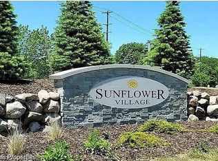 45712 Morningside Ct, Canton, MI 48187