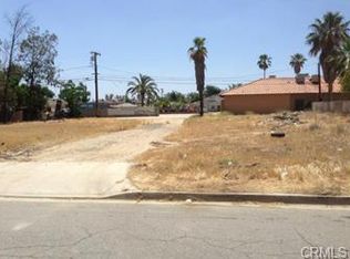 125 E 10th St, Perris, CA 92570