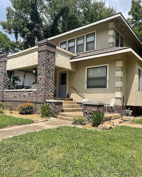 1st image of 506 W Jefferson St