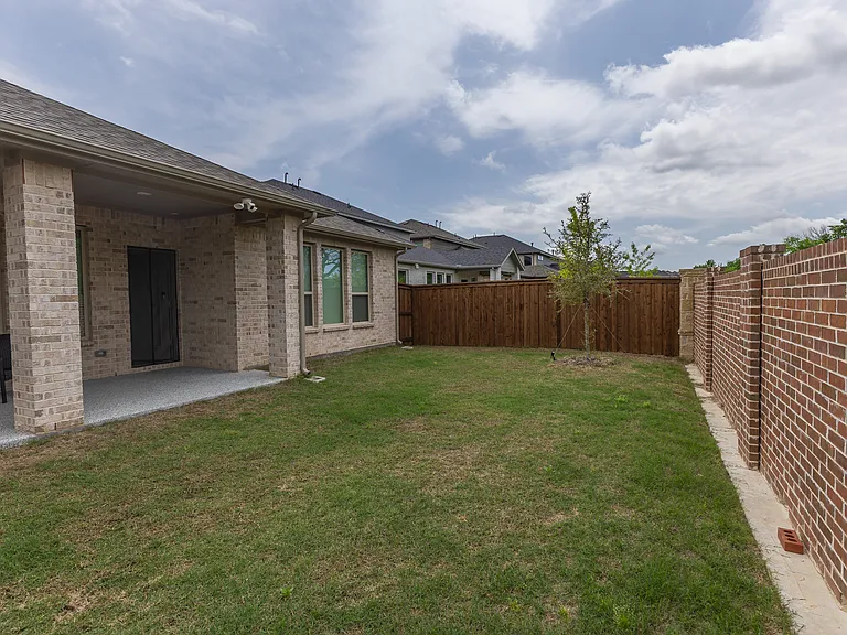 3211 Ashlar Ct — Photo 37
