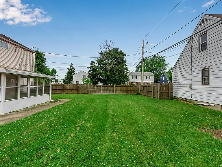 162 Southgate Rd — Photo 18