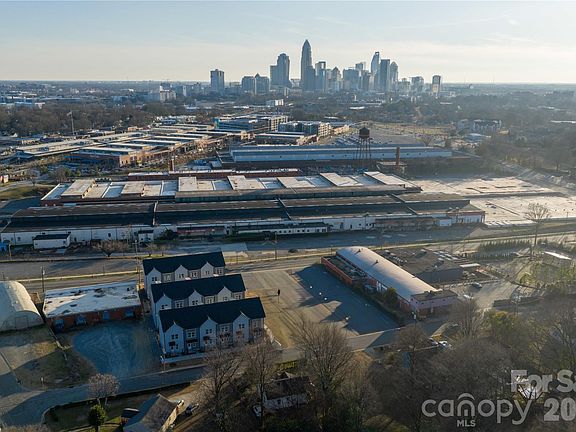 5th image of 3015 Casting St #9