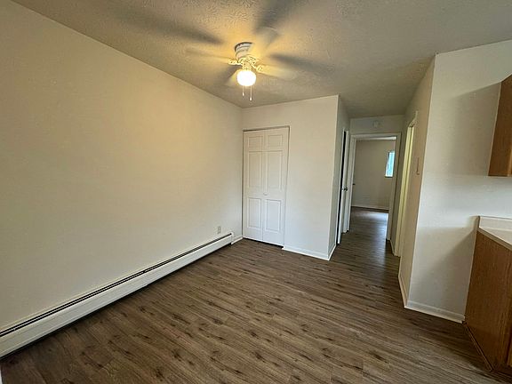 5th image of 4438 Hamilton Ave #5