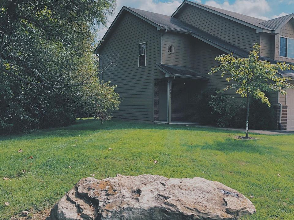 1st image of 210 Dillon Dr