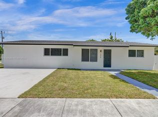 935 NW 139th St, Miami, FL 33168