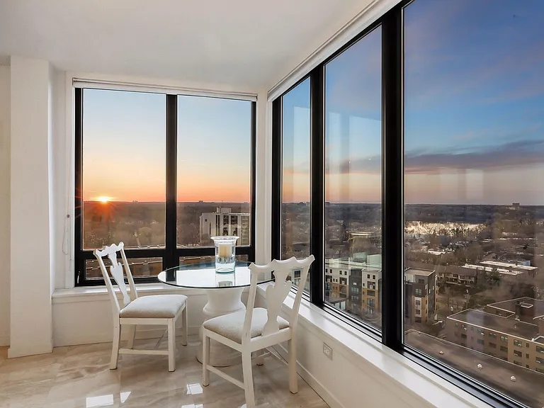 2950 Dean Pkwy #1903-4 — Photo 34