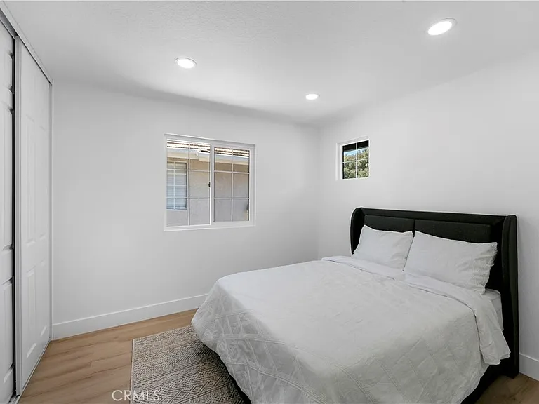 32232 Fall River Rd — Photo 24