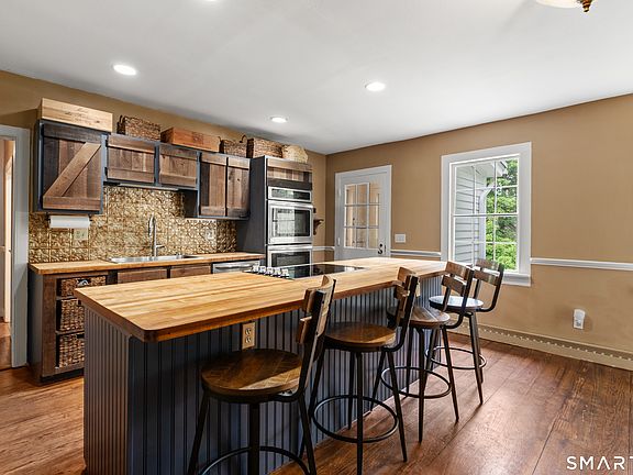 4th image of 169 Whisconier Road