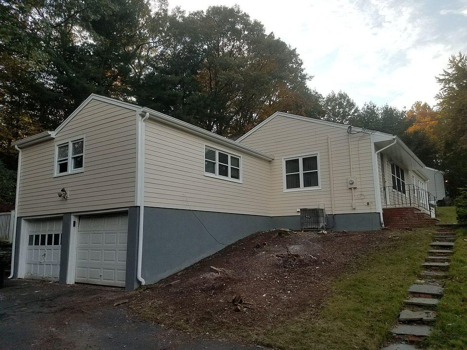 2nd image of 103 Fremont Ave