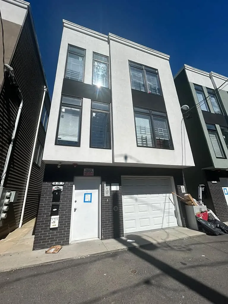 1 bed, $1,800 — Photo 1