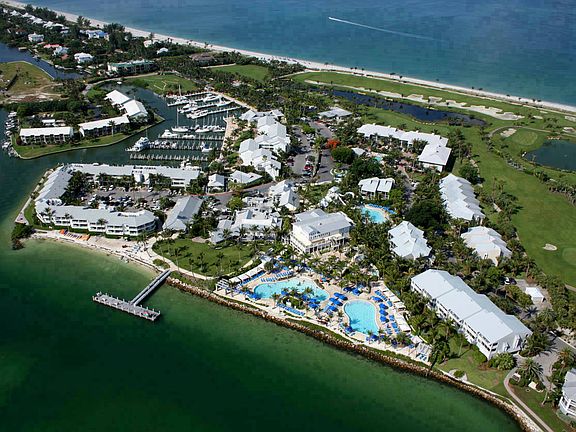 4th image of 2422 Beach Villas