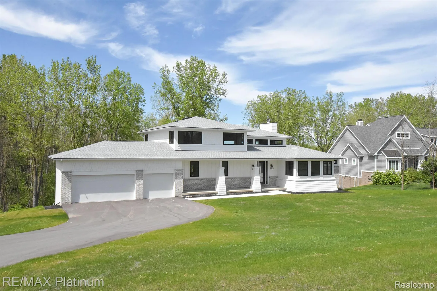 4609 Roya Trl photo 1