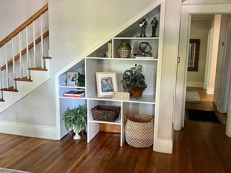 511 S Walker St — Photo 9
