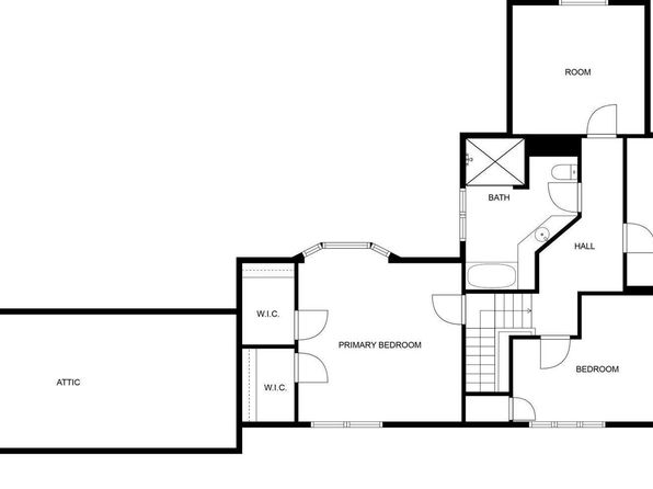 226 E State St, Dresser, WI 54009