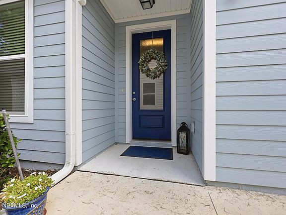 2nd image of 130 MODESTO Drive
